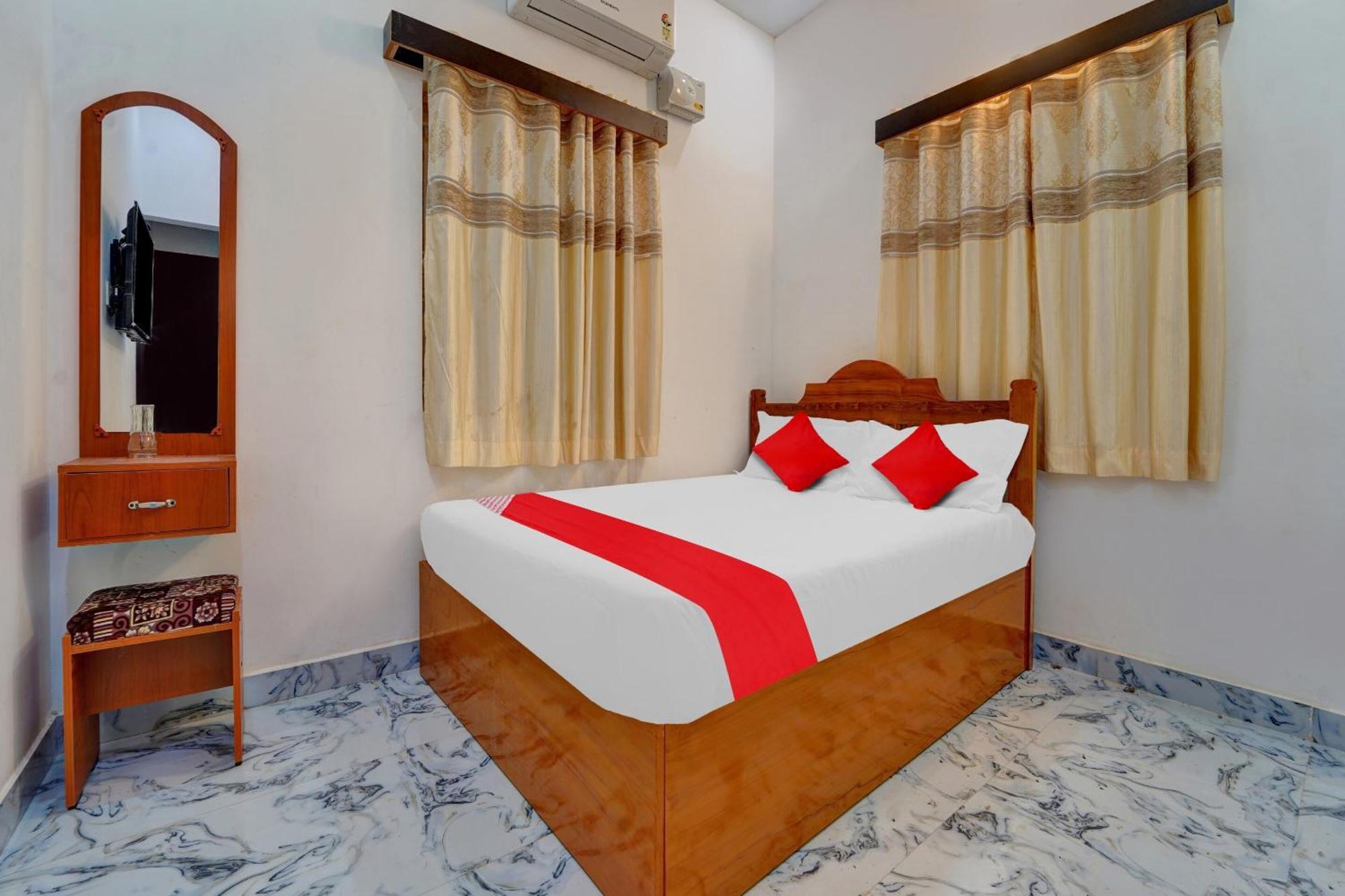Flagship Sri Kamatchi Hotel & Rooms Мадурай Экстерьер фото
