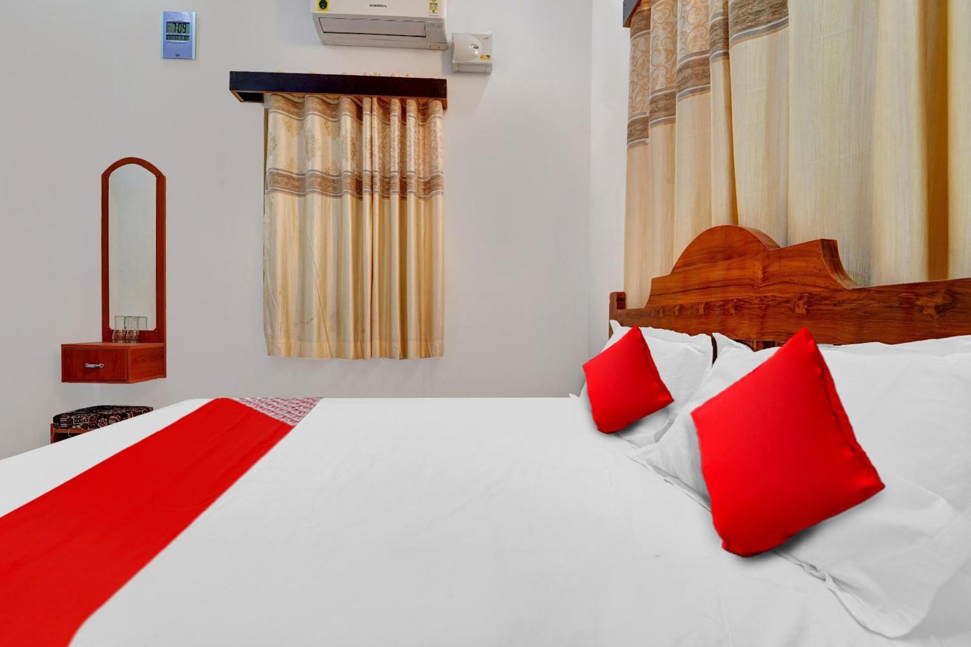 Flagship Sri Kamatchi Hotel & Rooms Мадурай Экстерьер фото